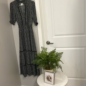 Evereve roan and ryan XS dress.